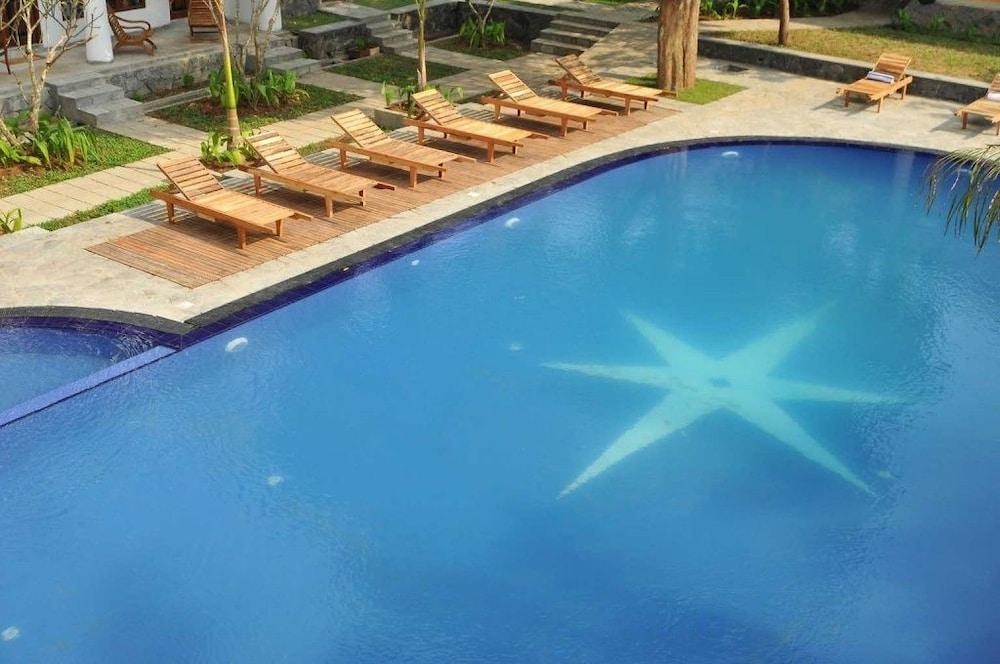 Yala Oga Reach Hotel Tissamaharama Exterior photo