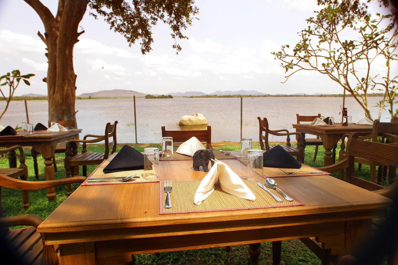 Yala Oga Reach Hotel Tissamaharama Exterior photo